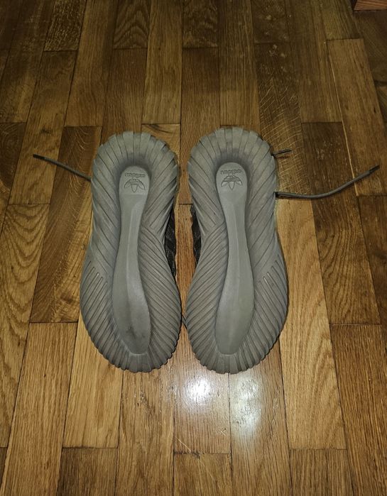 Adidas Tubular  Dawn