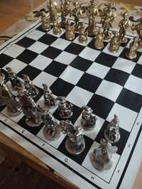 Set piese de șah metalice