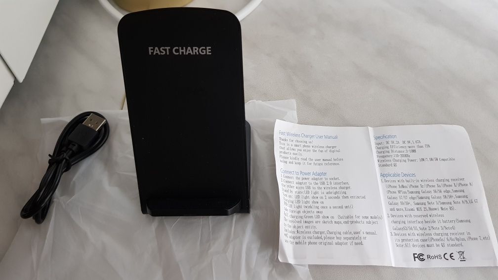 Incarcator Rapid si Stand Wireless Quick Charger 15w