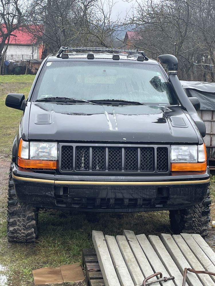 Jeep V8 Grand Cherokee