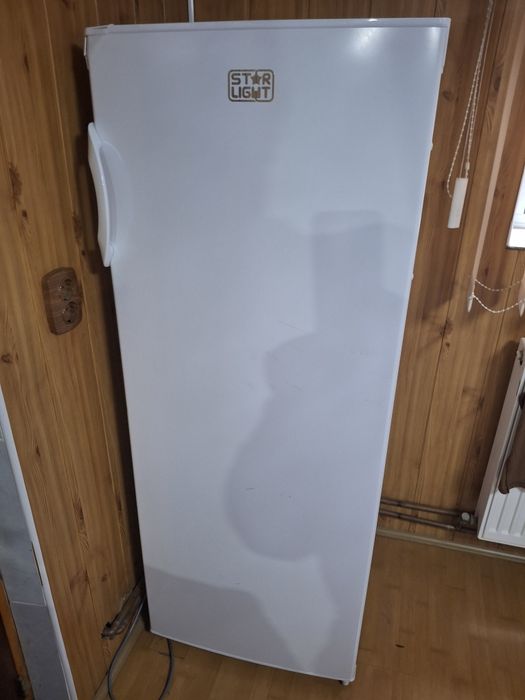 Vând congelator cu 5 setare stare buna de functionare