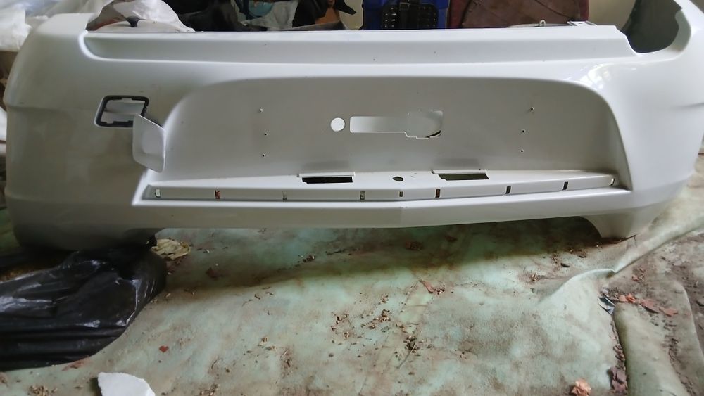 Kobilt orqa banfer holati yaxshi qolgan malumot telefonda