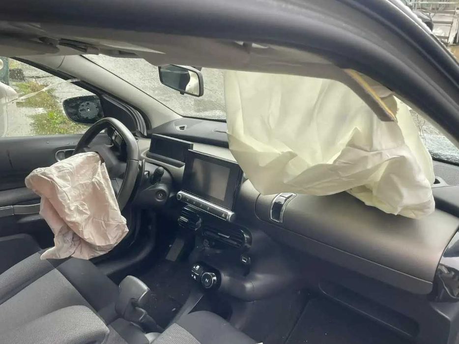 citroen c4 cactus 1.6d automat 2016 avariat sau rate fixe prin tbi