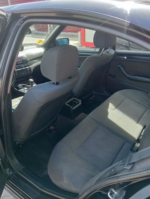 Pentru desmembrat BMW e46 2.0 dizel mai multe detalii in privat