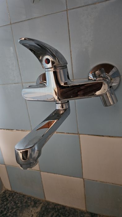 Продавам водопроводни батерии