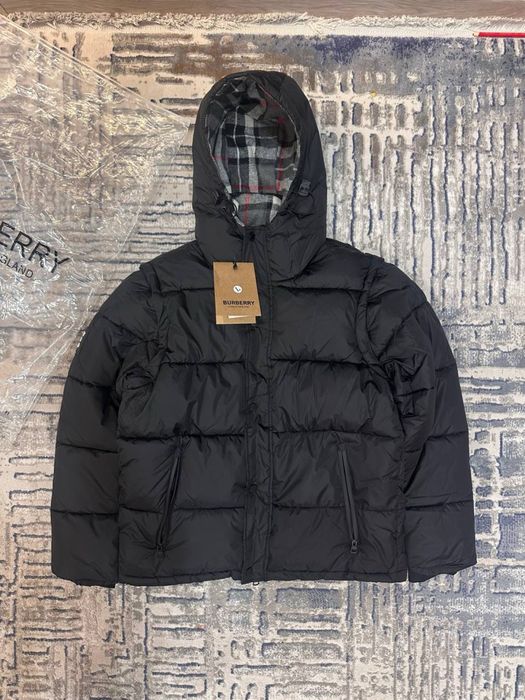 Burberry Пухавик / жилетка / Куртка