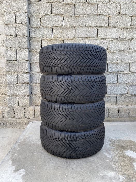 Автошины 245/45ZR18