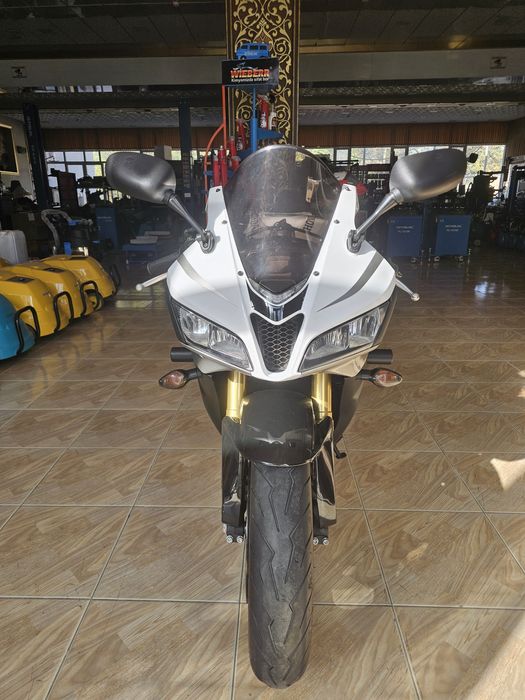 Срочно продаётся HONDA CBR600RR
