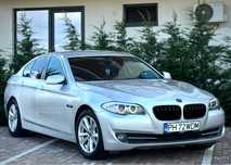 Bmw Seria 5 F10 520d // 2.0 diesel N47 184 cai // Bi-Xenon / Navi mare