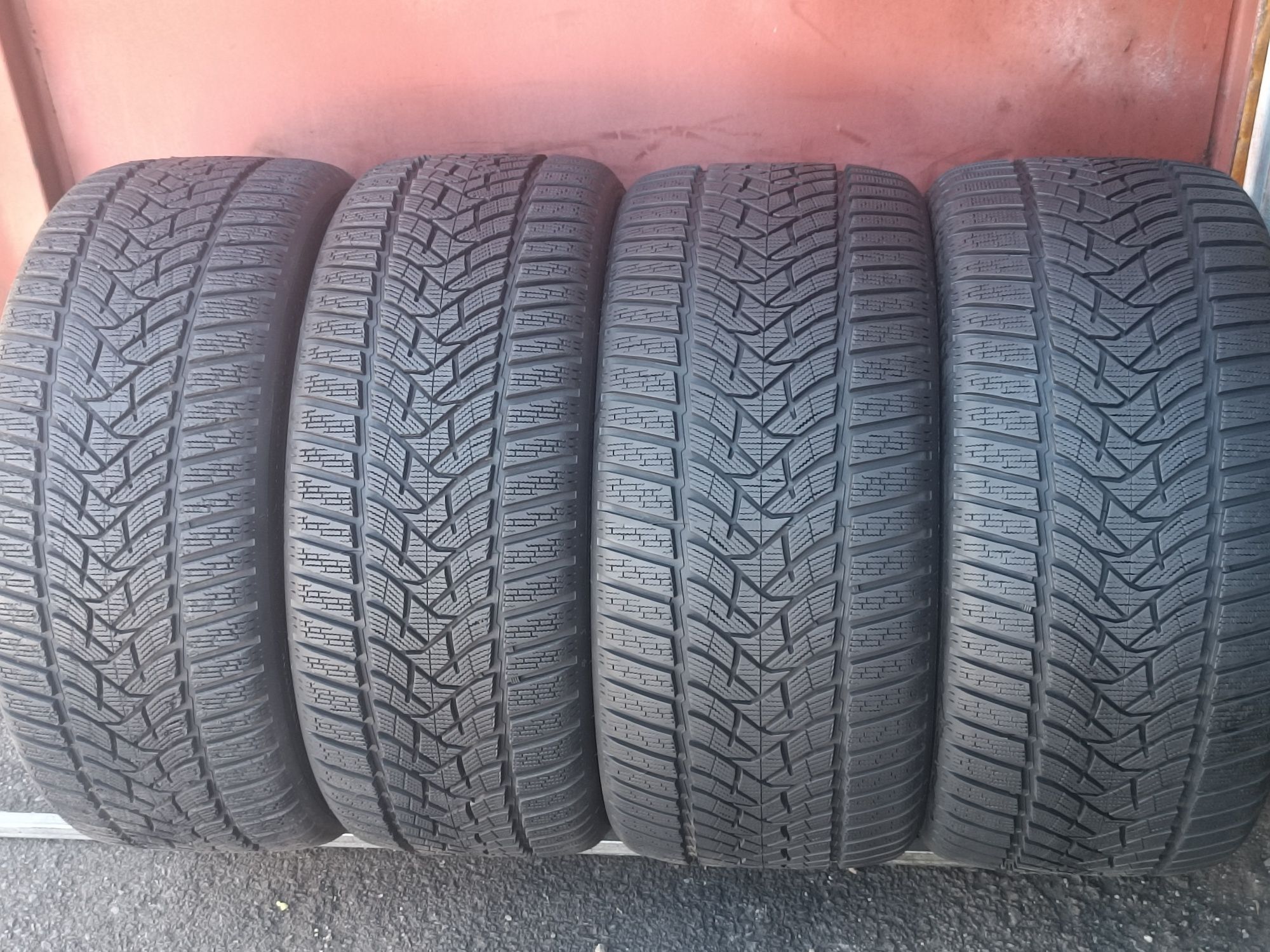 245/40/19 и 275/35/19 Dunlop