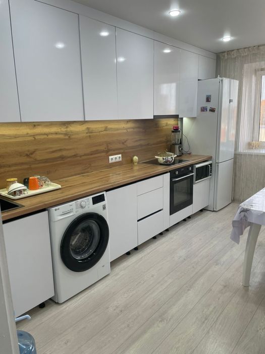 Продам 3 комн нвстр.Район Жас Оркен