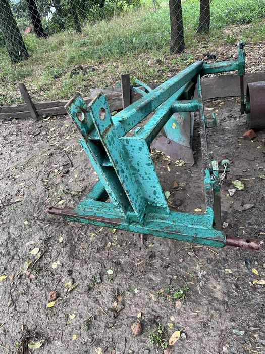 Plug tractor 2 brazde