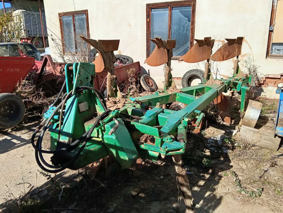 Плуг Dowdeswell 3+1