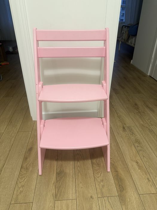 Детский дерявяный стульчик