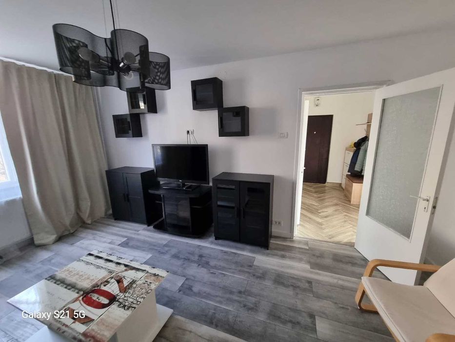 Inchirere apartament 3 camere, 65 mp, decomandat Drumul Taberei