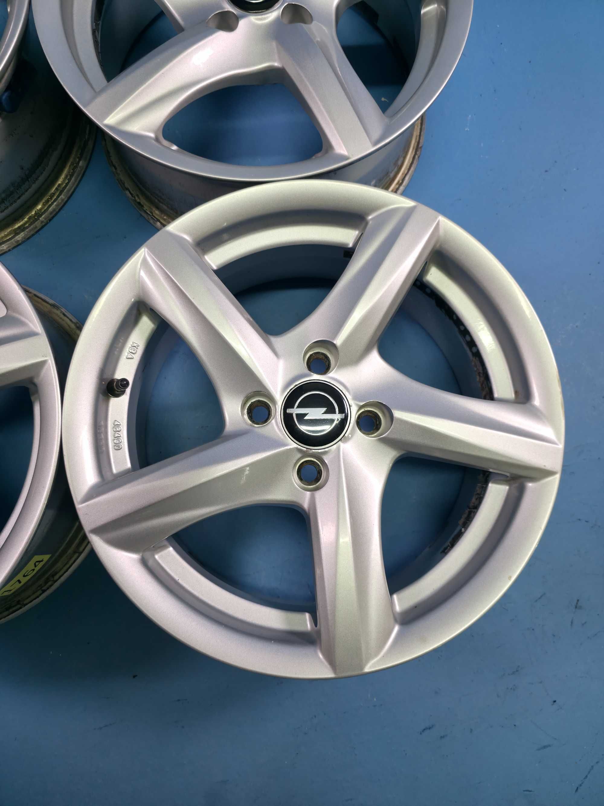 Jante Aliaj 4x100 15'' - Opel Adam / Opel Corsa 6.5J ET 39 + Senzori