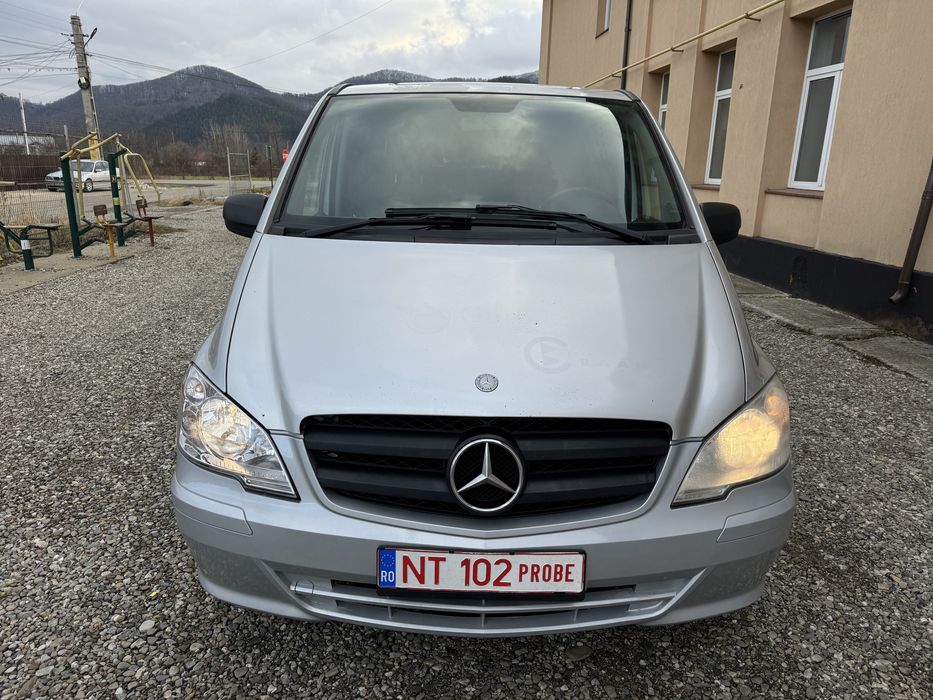 Mercedes vito 9 locuri 2011