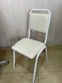 Медицинский стул можно и для офиса и дома