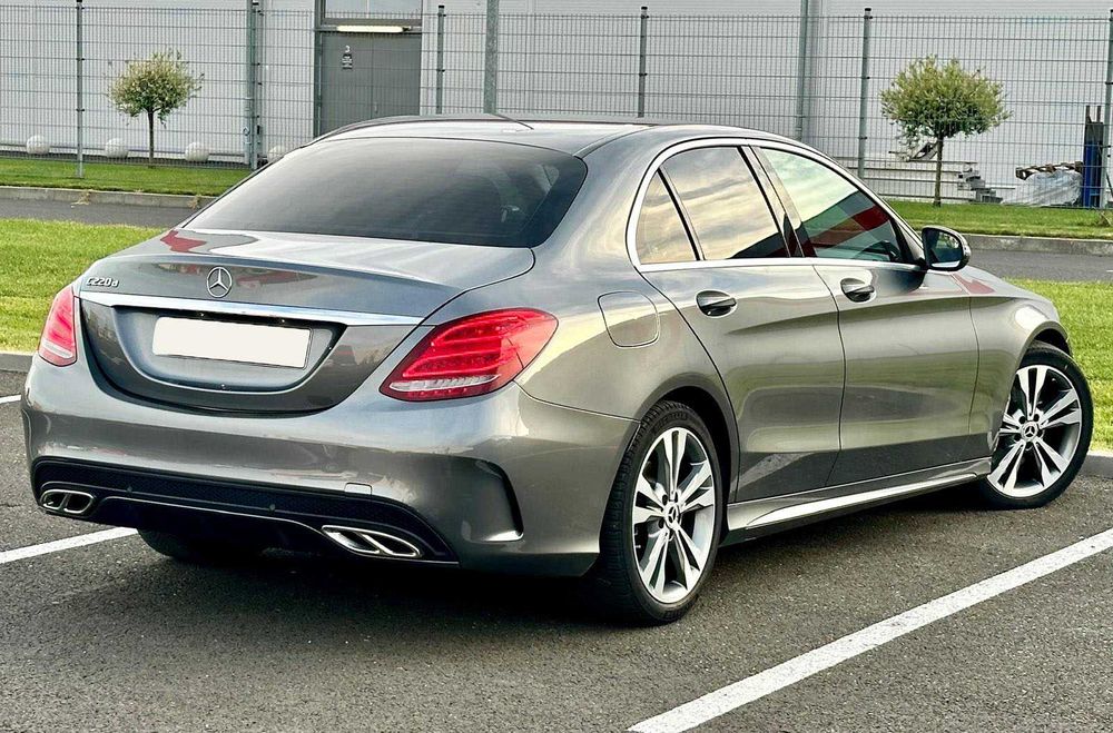 Mercedes-Benz C 220 (BlueTEC) d T 7G-TRONIC Exclusive