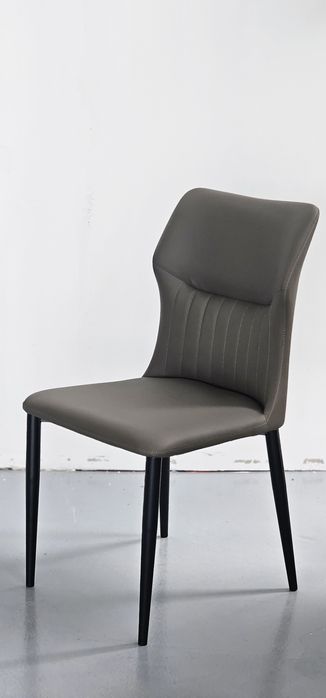 Scaune și fotolii moderne din stoc – Model 13 - livrare rapidă