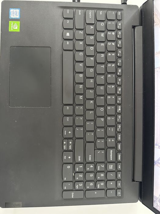 Vand laptop Lenovo