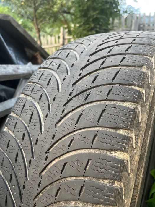 Set 4 anvelope iarnă Michelin 235/60 R18. Preț pe bucată