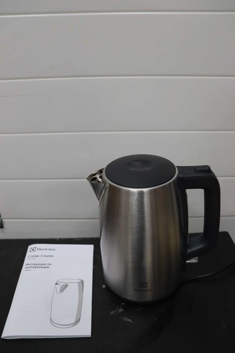 Electrolux Create 3 Кана Модел E3K1-3ST, Голяма кана 1.7 л