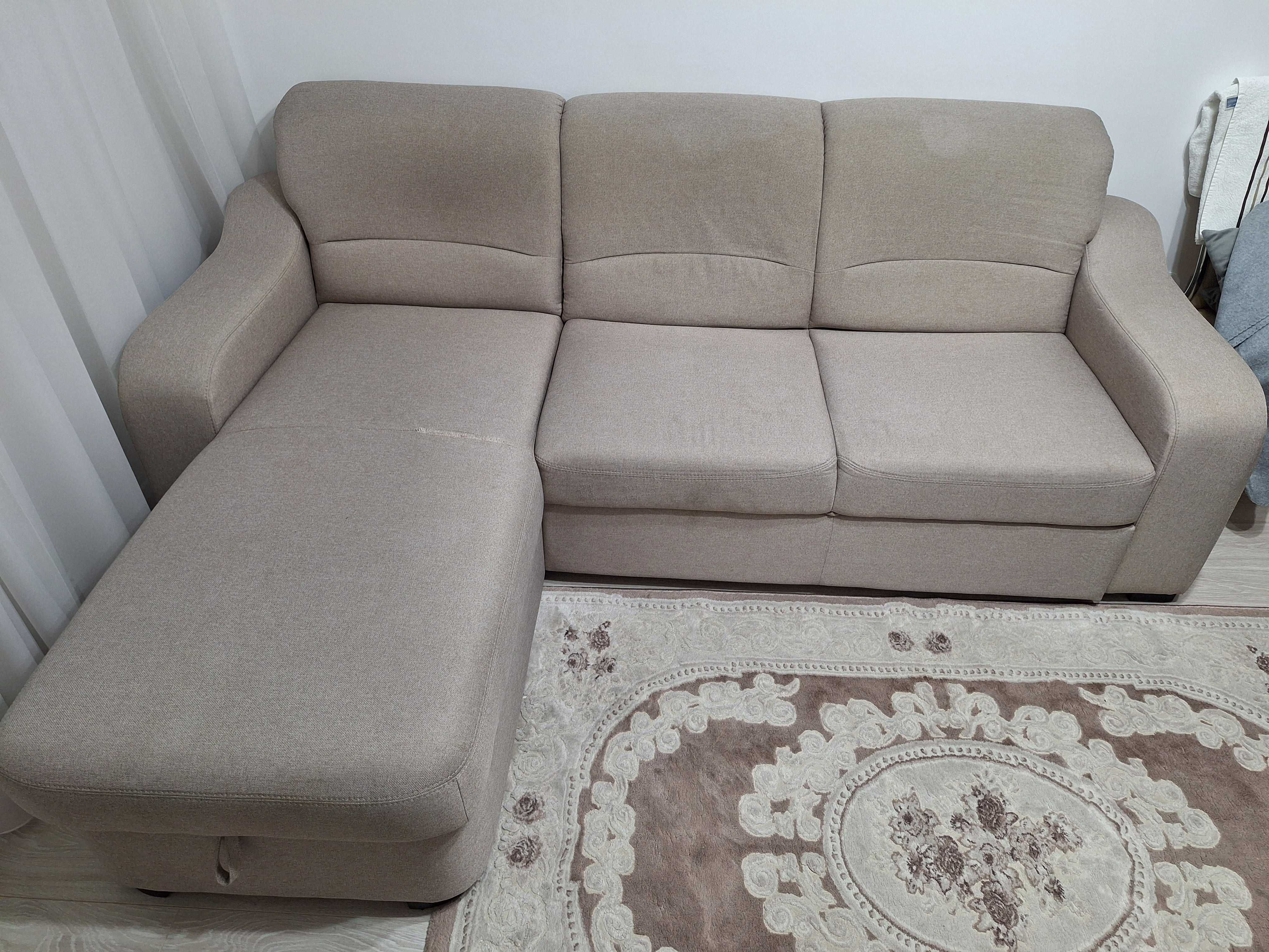 Canapea extensibila
