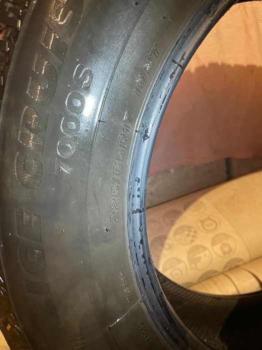 Продается зимные шины.