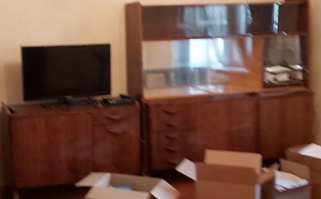 Стенка из натурального ореха