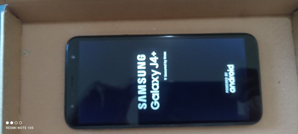 De vânzare j4plus