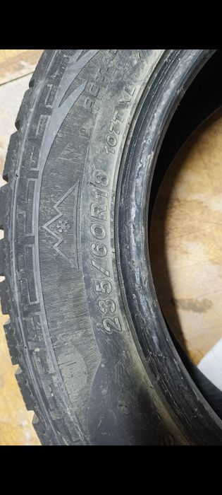 Шины зимние, покрышки