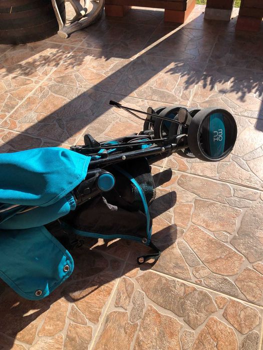 Бебешка количka Moni