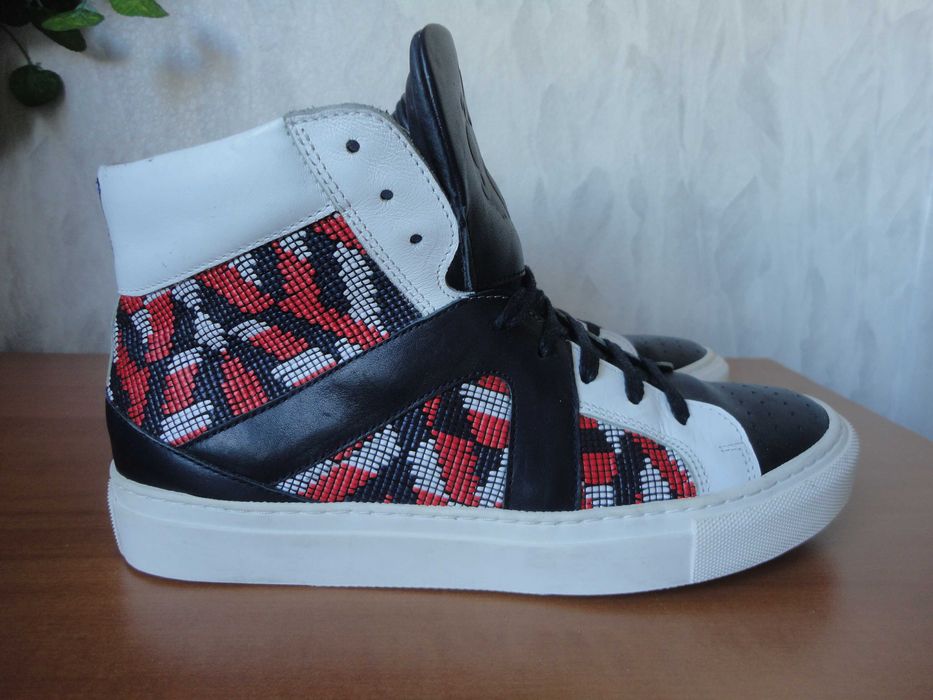 N40 Christian Lacroix/оригинални дамски кецове