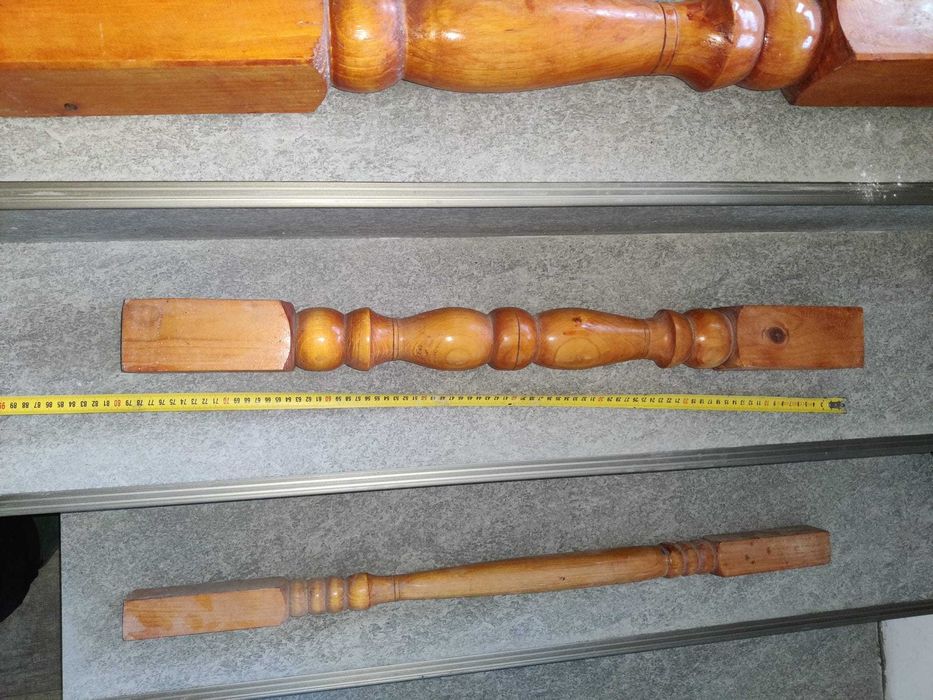 Vand 14m balustrada din lemn de brad.1300 ron