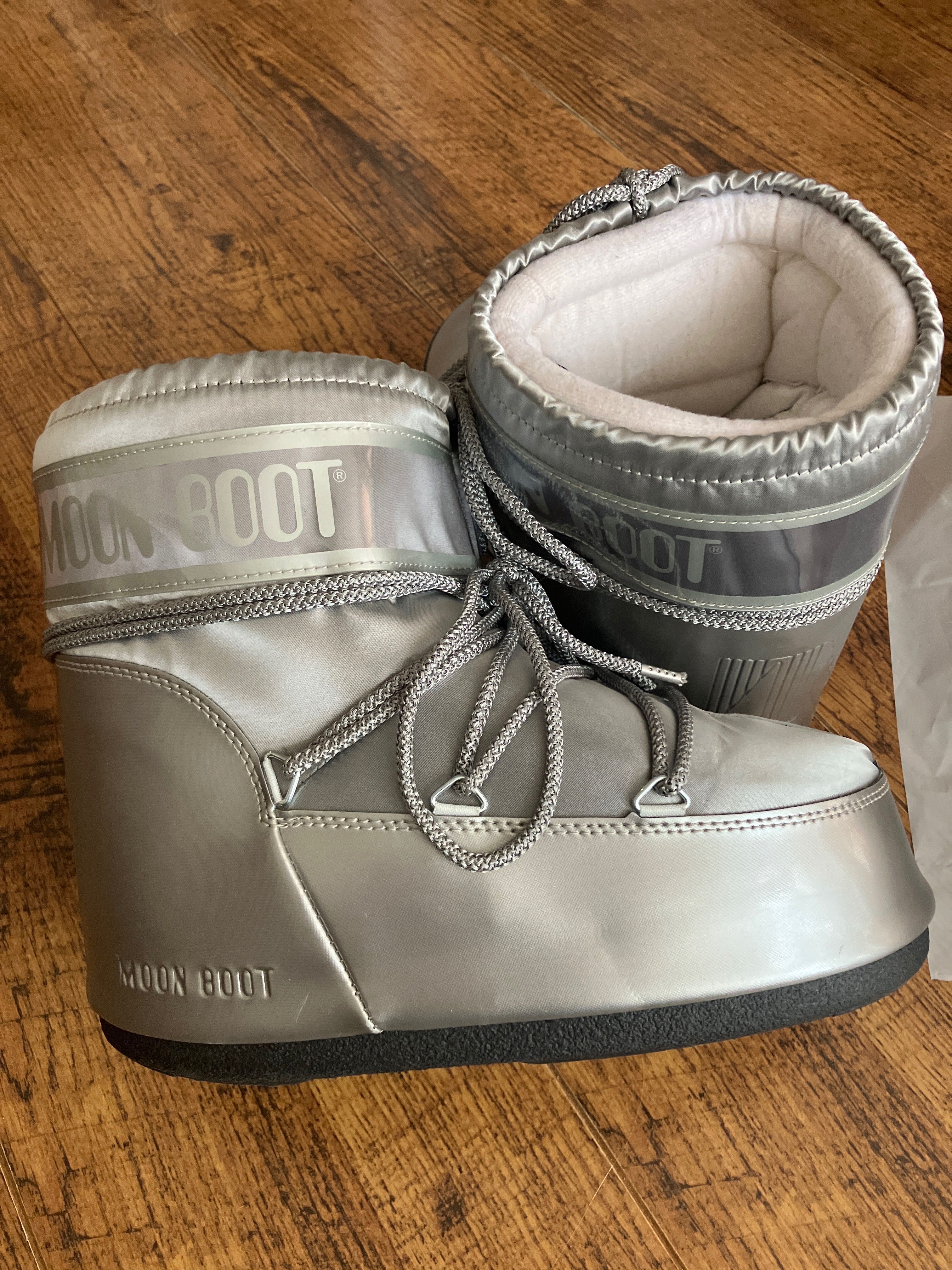 MOON BOOT / Муун Буутс апрески