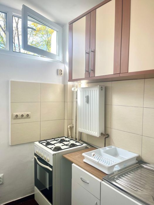 Apartament cu o camera de inchiriat