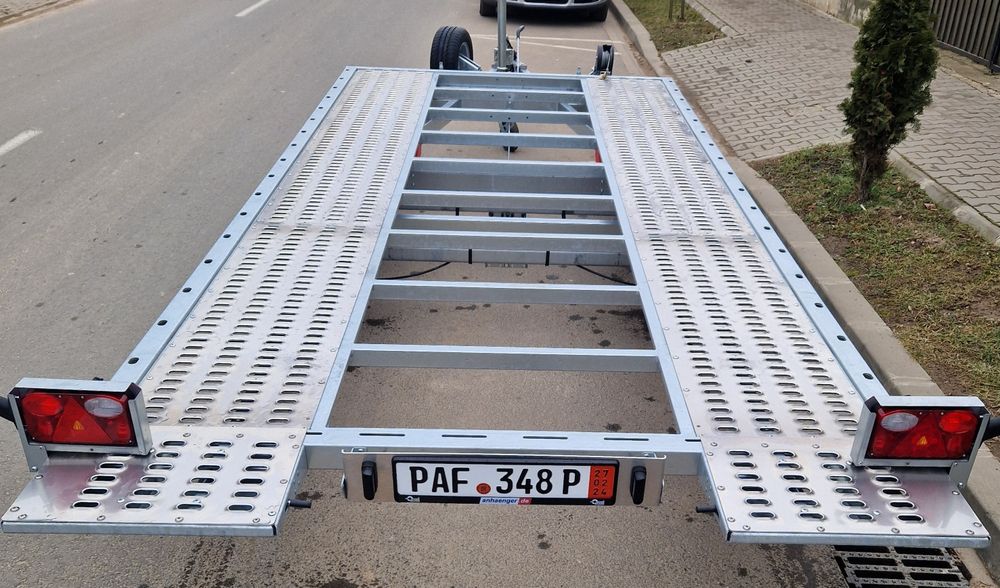 Vând trailer auto