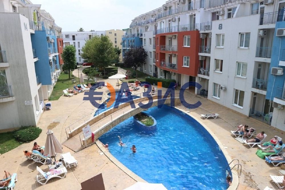 Продава се Тристаен апартамент в к.к. Слънчев бряг - 64 кв.м за 954 €/кв.м - Снимка #1