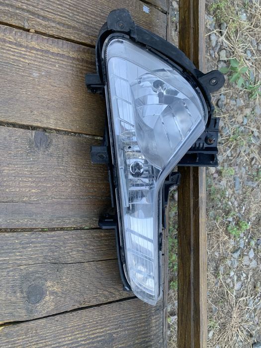 Халоген Киа Спортидж/Kia Sportage