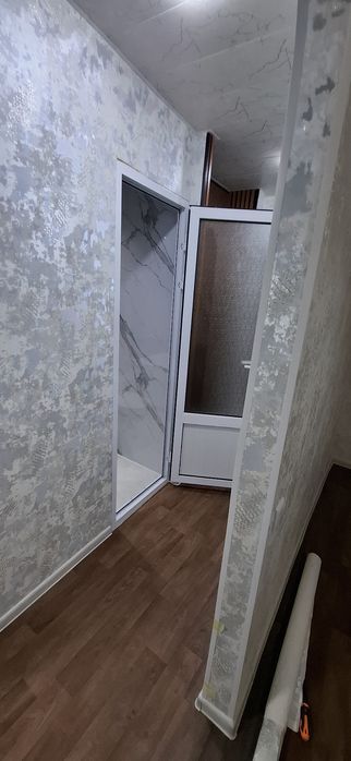 1 xonali kvartira sotiladi