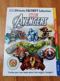 Carte Marvel Avengers cu abtibilduri