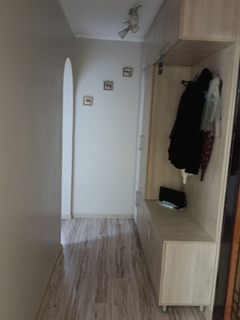 Продава се Двустаен апартамент в Главиница - 75 кв.м за 442 €/кв.м - Снимка #3