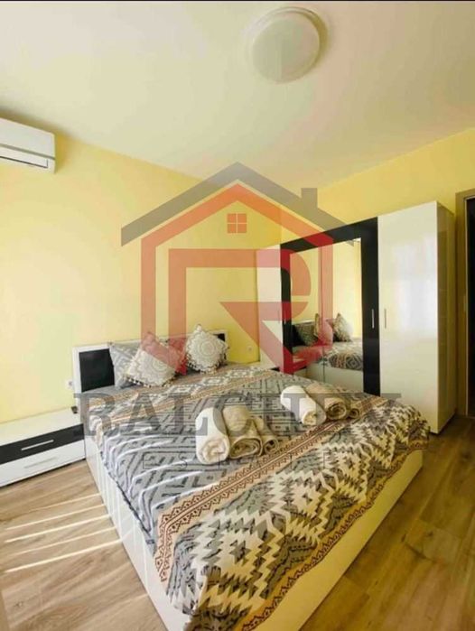 Дава се под наем Двустаен апартамент в Варна, Победа - 65 кв.м за 612 € - Снимка #2