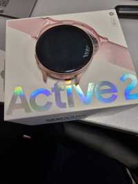 Продавам часовник Samsung active 2 за части