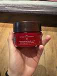 Продавам Скраб за тяло на Rituals, 300 грама.