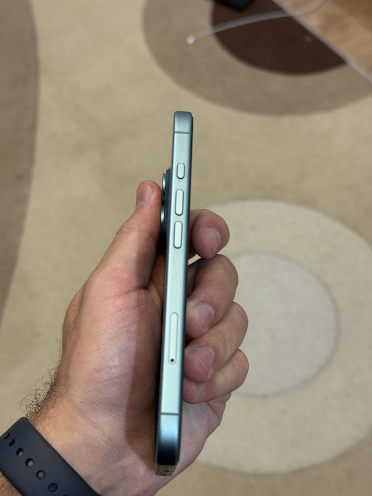 IPhone 16. 256 gigabyte