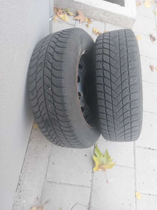 Автомоблни гуми-зимни, 3 бр.+ 4 бр. Джанти