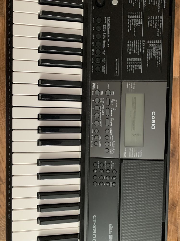 Синтезатор CASIO CT-X800