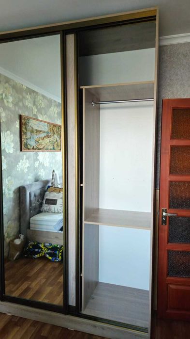 Продается шкаф купе